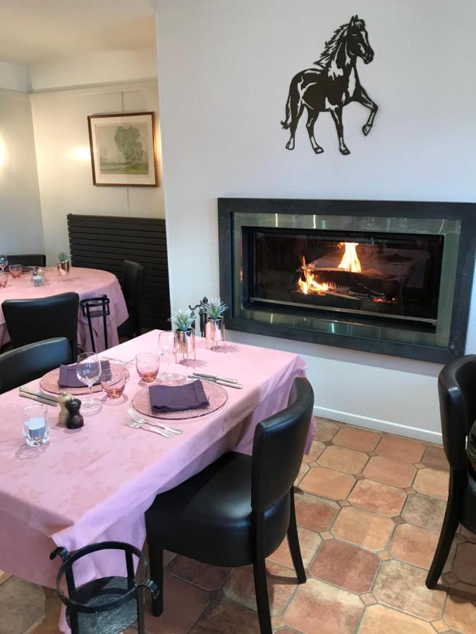 Hostellerie De Pavillon Saint-Hubert Gouvieux Luaran gambar